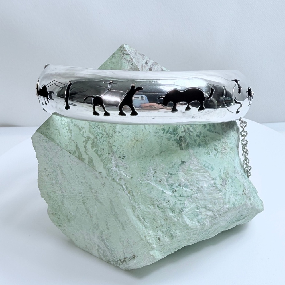 Silpada Rare HTF Sterling Storyteller Shadowbox Bangle Bracelet w/Safety Chain